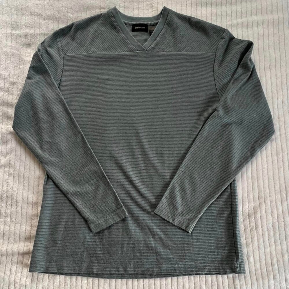 Women's Size Medium Claiborne Blue Long Sleeve V Neck Pullover